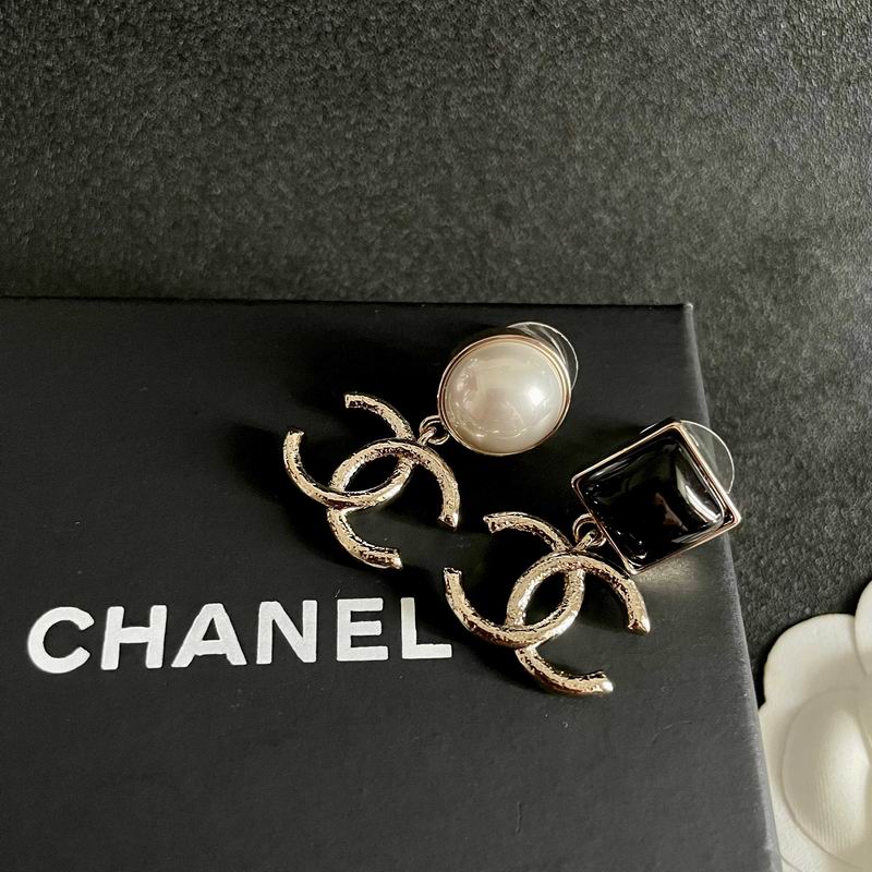 Chanel Earring 08yxs229